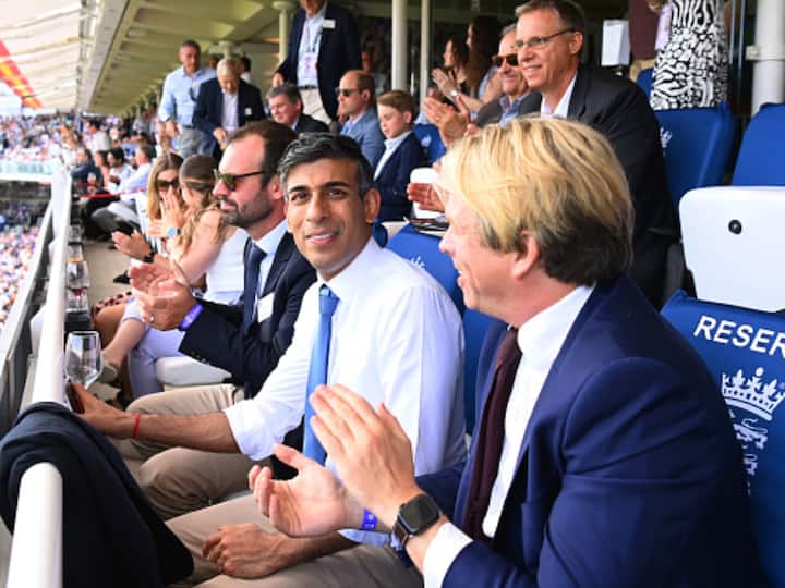 United Kingdom Prime Minister Rishi Sunak Picks India Head Coach Rahul Dravid As One Of His Favourite Players 'Loved His Attitude': UK PM Rishi Sunak Picks Ex-India Skipper As One Of His Favourite Players