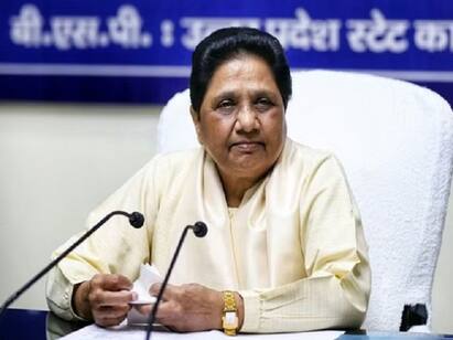 Mayawati on Uniform Civil Code says Not Against UCC know more details here பொது சிவில் சட்டத்திற்கு ஆதரவு.. ஆனால்.. - ட்விஸ்ட் வைக்கும் உ.பி. முன்னாள் முதலமைச்சர் மாயாவதி..!