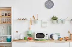 ਬਦਲ ਦਿਓ ਆਪਣਾ ਬੋਰਿੰਗ ਦੇਸੀ ਕਿਚਨ, ਇਸ ਤਰ੍ਹਾਂ ਬਣਾਓ ਮਾਰਡਨ, ਸਿਰਫ਼ ਫੋਲੋ ਕਰੋ ਇਹ ਟਿਪਸ