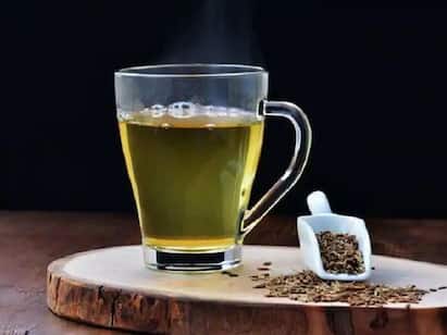 Health Tips : बडीशेपचे पाणी प्यायल्याने अनेक आजार दूर राहतात. पण त्याचे अनेक तोटेही आहेत.
