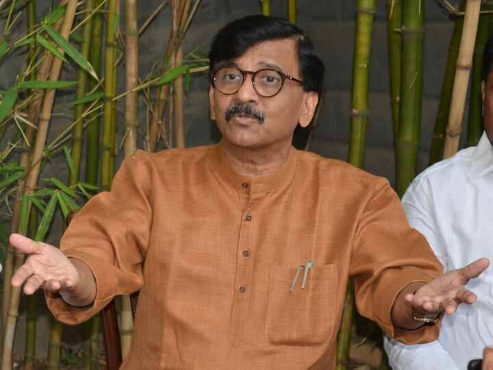 Maharashtra Saamana Editorial Sanjay Raut Telangana CM K Chandrashekar Rao Saamana: 'पैसों की सियासत वेश्याओं की राजनीति की तरह', महाराष्ट्र में KCR की एंट्री पर सामना का तंज