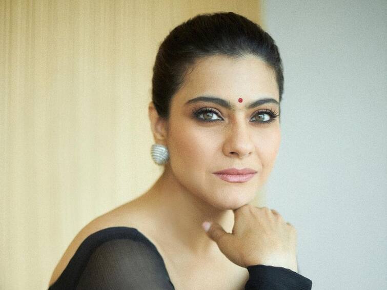 'Leaders are not educated, have no vision for the country...', Kajol is being trolled for the statement પઢે- લિખે નહી હૈ નેતા, દેશ કો લેકર કોઈ નજરિયા નહી’.. નિવેદન પર કાજોલે કરી સ્પષ્ટતા