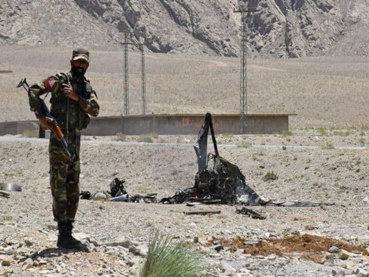 Pakistan ISPR Informed that 2 soldiers died in Balochistan While combat patrolling Pakistan Army: पाकिस्तान के बलूचिस्तान में सेना के पेट्रोलिंग दस्ते पर आतंकियों का हमला, दो सैनिकों की गई जान