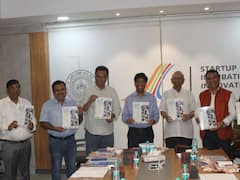 IIT Kanpur’s SIIC Introduces Hindi Publication Division To Empower Startups, Break Language Barriers