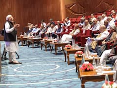 पीएम मोदी की अध्यक्षता में 4 घंटे चली मंत्रिपरिषद की बैठक, कैबिनेट में फेरबदल की हैं अटकलें