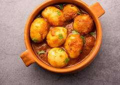 Sawan Special Recipe: व्रत के लिए बनाएं बिना लहसुन-प्याज वाली आलू की मज़ेदार सब्जी