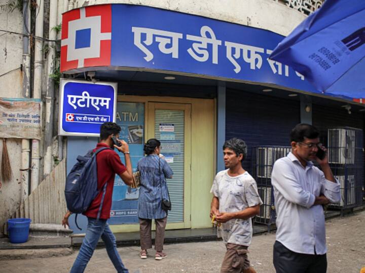 HDFC Bank Stock Rises Following Merger With HDFC Morgan Stanley Says Valuation Attractive Stock Of HDFC Bank Rises Following Merger With HDFC, Morgan Stanley Says Valuation Attractive