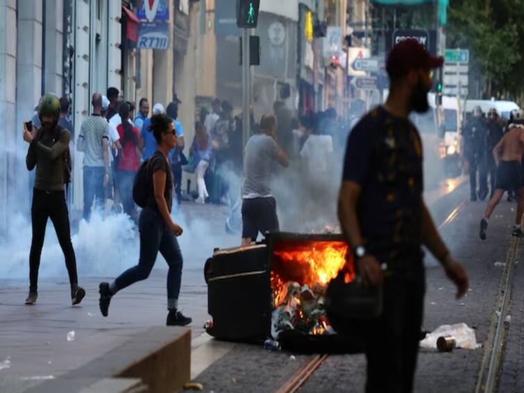 Stop Do Not Riot Grandmother Of French Teen Whose Killing Sparked Protests France Riot : ”பேரனோட மரணத்த வச்சி கலவரம் பண்றாங்க