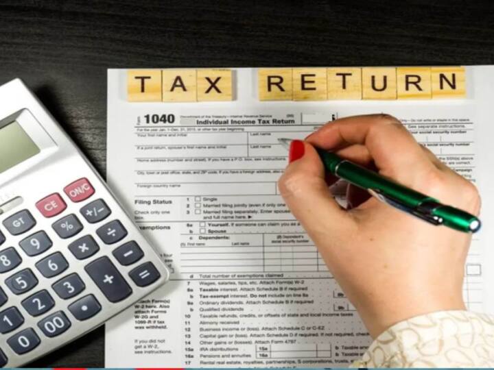 Income Tax Filing ITR rules who cannot file itr-1 what are the problems with wrong form filled Income Tax: ITR-1 ఎవరు ఫైల్‌ చేయకూడదు, మీరు రాంగ్‌ ఫామ్‌ నింపుతున్నారేమో?