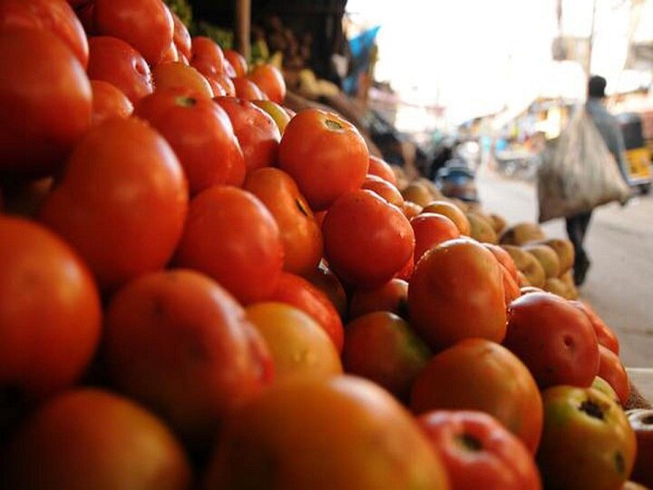 Tomato Price: வரத்து குறைந்தது... விலை தாறுமாறாக உயர்ந்தது: தஞ்சையில் ரூ.140க்கு தக்காளி விற்பனை