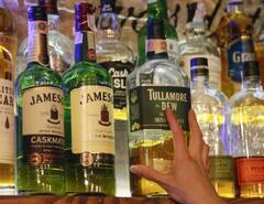 ਵਿਸਕੀ ਜਾਂ ਬੀਅਰ ਸਰਕਾਰ ਕਿਸ ਤੋਂ ਕਰਦੀ ਹੈ ਵੱਧ ਕਮਾਈ ? ਇੱਥੇ ਅੰਕੜੇ ਜਾਣੋ