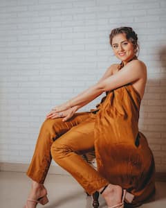 Ridhi Dogra Charms With Her Magical Look In A Stylish Co-Ord Set | SEE PICS