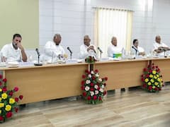 Opposition Meeting : திடீர் முடிவு...எதிர்க்கட்சிகளின் கூட்டம் ஒத்திவைப்பு...வேறு இடத்திற்கு மாற்றமா..? என்ன காரணம்?