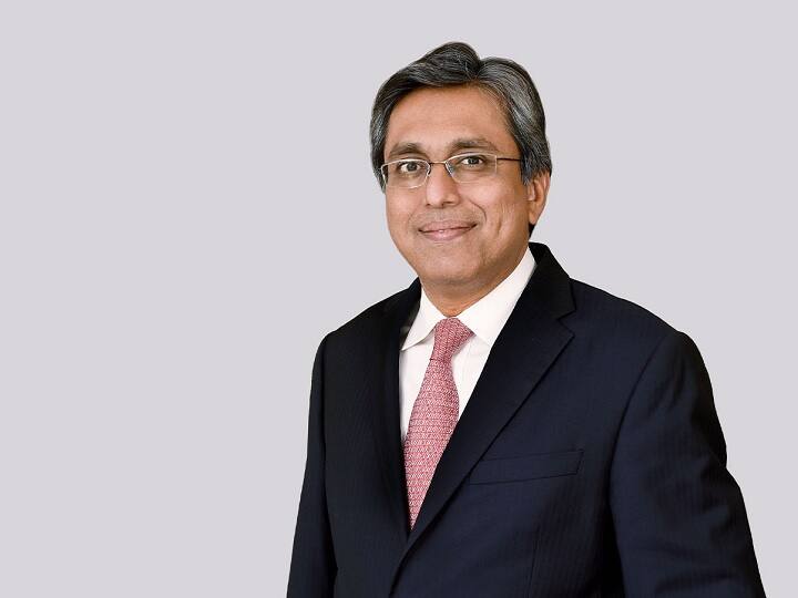 Mahindra Group MD Dr Anish Shah Monthly Salary almost doubled now he is getting this much per month Mahindra Group MD Salary: महिंद्रा ग्रुप ने रखा एमडी के पारिश्रमिक में संशोधन का प्रस्ताव