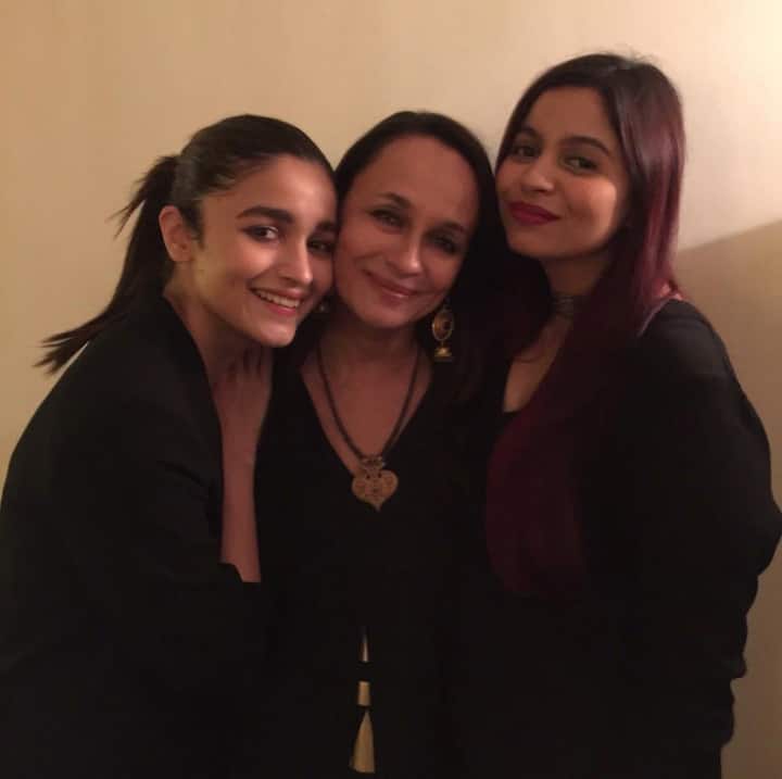 ये तो सभी जानते हैं कि महेश भट्ट और किरण भटट् दो बच्चों पूजा भट्ट और राहुल भट्ट के पेरेंट्स हैं. वहीं दूसरी पत्नी सोनी राजदान से उनकी दो बेटियां आलिया भट्ट और शाहीन भट्ट हैं.