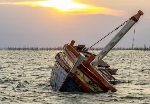 Kerala Boat : Kerala boat Capsizes During Race in Alappuzha Kerala Boat : કેરળમાં ભયાનક દુર્ઘટના, 25 મહિલાઓ ડુબવાની આશંકા