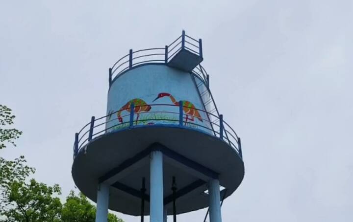 यापैकी गोंदिया जिल्ह्यातील शेवटच्या टोकावर असलेल्या सलियाटोला येथे पहिली पाण्याची टाकी मॉडेल म्हणून बनून तयार झाली आहे.