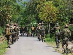 मणिपुर हिंसा: सुरक्षा पर उठे सवाल तो SC ने मांगी स्टेटस रिपोर्ट, सरकार ने कहा- हालात सुधर रहे हैं