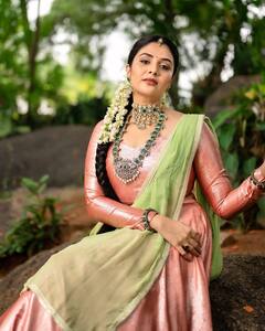 Sreemukhi: అన్నం తింటున్నావా? అందం తింటున్నావా శ్రీముఖి - మరి పెళ్లెప్పుడు?