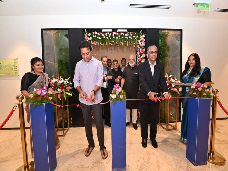 Minister KTR Inaugurated Microchip Tech India Design And Development Centre at Koakapet Today  Minister KTR: మైక్రోచిప్ టెక్నాలజీ సెంటర్ ప్రారంభించిన మంత్రి కేటీఆర్, ప్రభుత్వం పూర్తిగా సహకరిస్తుందని హామీ