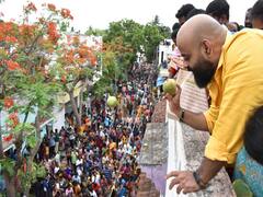 காரைக்கால் அம்மையார் மாங்கனி திருவிழா; மாங்கனிகளை இறைவனுக்கு இரைத்து பக்தர்கள் வழிபாடு