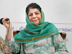 'क्या हेमा मालिनी और धर्मेंद्र...', समान नागरिक संहिता का जिक्र कर बोलीं महबूबा मुफ्ती