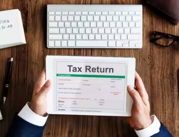 ਜੇਕਰ ਇਨਕਮ ਟੈਕਸ ਰਿਟਰਨ ਨੁਕਸਦਾਰ ਹੈ ਤਾਂ ਤੁਹਾਨੂੰ ਇਨਕਮ ਟੈਕਸ ਵਿਭਾਗ ਤੋਂ ਨੋਟਿਸ ਮਿਲ ਸਕਦਾ ਹੈ। ਹਾਲਾਂਕਿ ਨੁਕਸਦਾਰ ITR ਨੂੰ ਠੀਕ ਕਰਨਾ ਆਸਾਨ ਹੈ। ਜੇਕਰ ਇਸ ਸਬੰਧੀ ਇਨਕਮ ਟੈਕਸ ਨੋਟਿਸ ਆਉਂਦਾ ਹੈ ਤਾਂ ਚਿੰਤਾ ਕਰਨ ਦੀ ਕੋਈ ਲੋੜ ਨਹੀਂ ਹੈ। ਆਓ ਜਾਣਦੇ ਹਾਂ ਇਸਨੂੰ ਕਿਵੇਂ ਠੀਕ ਕੀਤਾ ਜਾ ਸਕਦਾ ਹੈ।