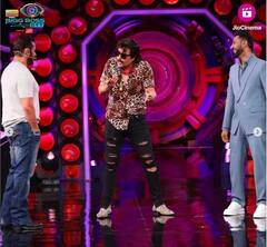 Gippy Grewal: ਗਿੱਪੀ ਗਰੇਵਾਲ-ਸੋਨਮ ਬਾਜਵਾ ਨੇ ਬਿੱਗ ਬੌਸ ਓਟੀਟੀ 'ਚ ਲਗਾਈਆਂ ਰੌਣਕਾਂ, ਫੈਨਜ਼ ਬੋਲੇ- 'ਪੰਜਾਬੀ ਹਰ ਥਾਂ ਫੱਟੇ ਚੱਕਦੇ ਆ...'