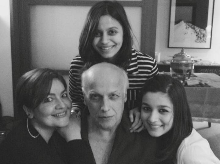 पूजा भट्ट महेश भट्ट की पहली पत्नी किरण से उनकी बेटी हैं. जिन्हें बिग बॉस के घर में दर्शक काफी पसंद कर रहे हैं. पूजा भी अक्सर घर के अंदर अपनी पर्सनल लाइफ से जुड़े किस्से शेयर करती हुई नजर आती हैं. लेकिन इसी बीच हम आपको उनकी फैमिली की वो सच्चाई बताने जा रहे हैं. जिसे सुन आप शॉक्ड हो जाएंगे...