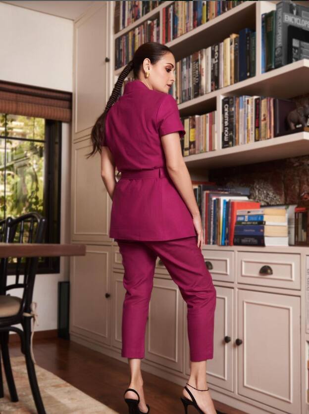 दिया मिर्झा तिच्या लुकमुळे कायमच चर्चेत असते.