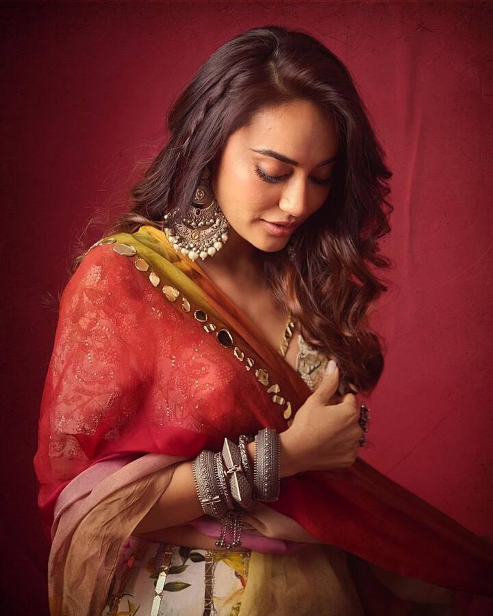 Surbhi's fans are drooling over her captivating pictures.