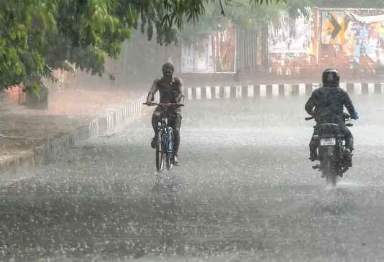 Chennai IMD rain alert for next three days அடுத்த 3 நாட்களுக்கு வெளுத்து வாங்கப்போகும் மழை - எச்சரிக்கும் வானிலை மையம்