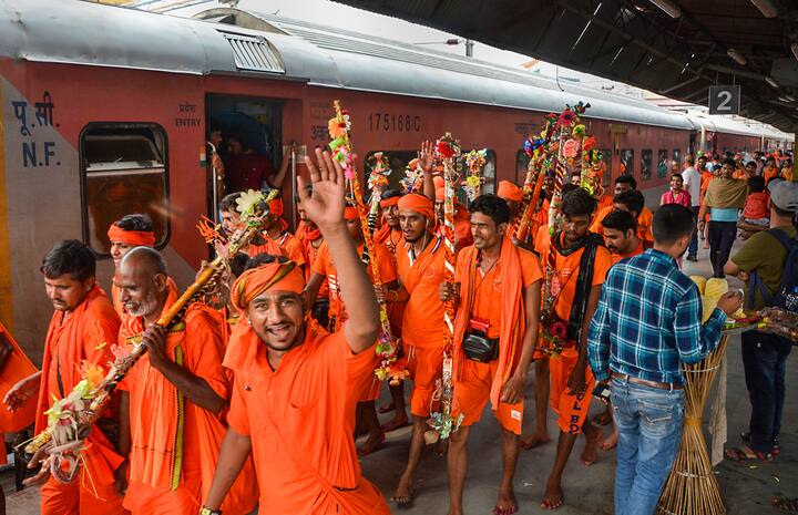 According to V Murugesan, Deputy Inspector General, Garhwal Range, the Kanwar fair area has been split into 12 super zones, 33 zones, and 120 sectors. (Source: PTI)