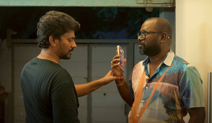 இந்த பாடலின் பெயர் காவாலா. இது வருகின்ற ஜூலை 6 ஆம் தேதி வெளியாகும் என்று படக்குழு அறிவித்துள்ளது.