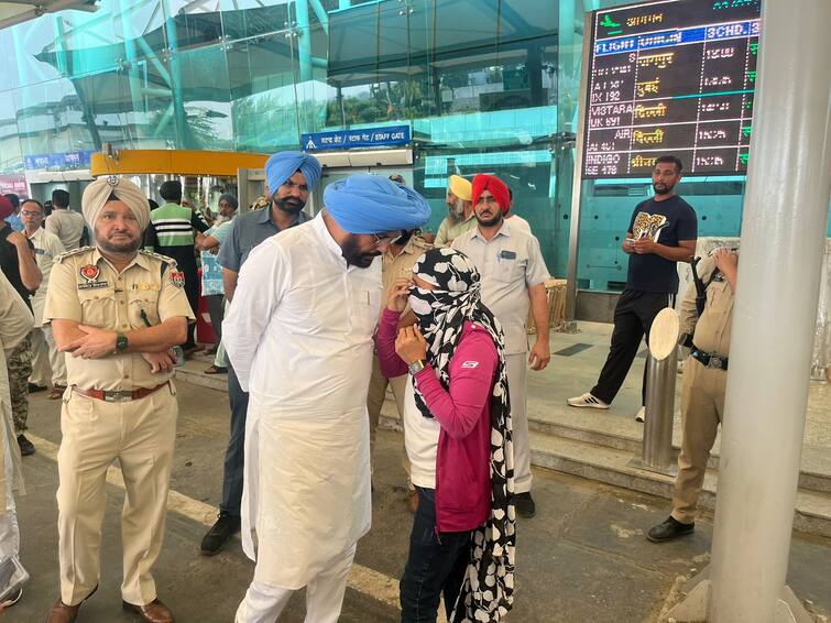 Jyoti, trapped in Iraq, returned to Punjab, was a victim of travel agent's fraud Punjab News: ਇਰਾਕ 'ਚ ਫਸੀ ਜੋਤੀ ਵਾਪਸ ਪਹੁੰਚੀ ਪੰਜਾਬ, ਟਰੈਵਲ ਏਜੰਟ ਦੀ ਧੋਖਾਧੜੀ ਦਾ ਹੋਈ ਸੀ ਸ਼ਿਕਾਰ 