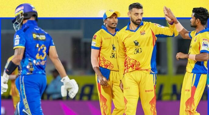 தொடக்க ஆட்டக்காரரான கௌசிக் காந்தி 7 ரன்களில் ஆட்டமிழந்தார்.பின்னர் ஆர் கவினுடன் கைகோர்த்த சன்னி சந்து நிதானமாக ஆடி ரன்களை சேர்த்தார்.