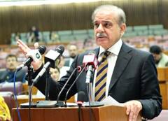 आतंकवाद पर पीएम मोदी से खरी खोटी सुनने के बाद बदले शहबाज शरीफ के सुर, बोले- इससे पूरी ताकत से लड़ना जरूरी