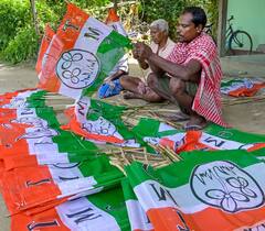 West Bengal Elections 2023: पंचायत चुनावों की तारीखों के एलान के बाद हिंसा, अब तक 13 मौत, तस्वीरों में देखें सभी अपडेट