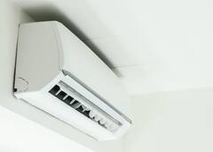 PHOTO : पावसाळ्यात एसीचं तापमान किती असायला हवं?