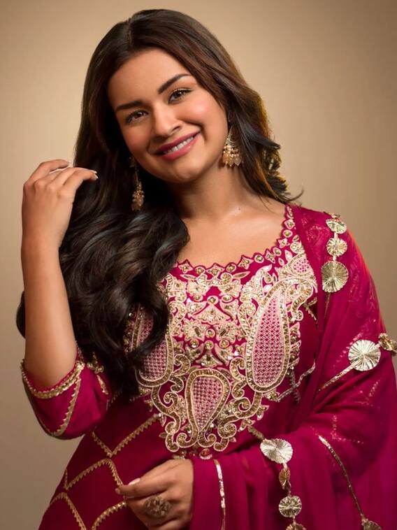 उमस के वजह से हो सकते हैं बाल खराब, ऐसे रखें ख्याल