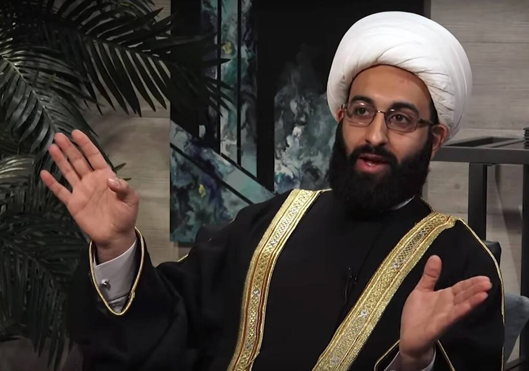 France : Imam Tawhidi Warning Europe Against the Import of Migrants France : ઈસ્લામિક નેતાએ ફ્રાંસમાં હિંસક રમખાણો પાછળનું ખોલ્યું રહસ્ય