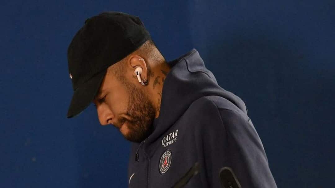 Neymar Fined for building lake in mansion in Brazil Neymar Fined: বাড়িতে হ্রদ তৈরি করায় ২৭ কোটি টাকার জরিমানা হল নেমারের