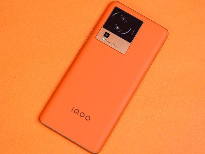 IQOO Neo 7 Pro Launched check specs price and offer details IQOO Neo 7 Pro: लॉन्च हुआ 2 चिप वाला ये स्मार्टफोन, कीमत 34,999 रुपये है लेकिन आप इस तरह 6,000 बचा सकते हैं