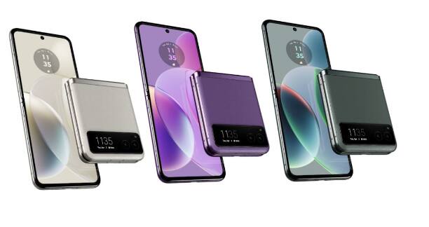 Motorola Razr 40 Ultra या फोनची किंमत कंपनीने 89,999 रुपये इतकी ठेवली आहे. तर, Motorola Razr 40 ची किंमत 59,999 रुपये ठेवण्यात आली आहे.