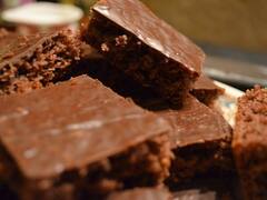 World Chocolate Day: खाना दे दो और चॉकलेट दे दो...इस देश में है चॉकलेट खाने वालों की पूरी फौज