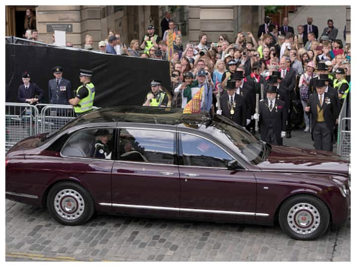 The National Service of Thanksgiving and Dedication was held to celebrate the new monarch’s connection with Scotland.