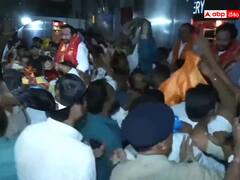 కిషన్ రెడ్డికి హైదరాబాద్ లో గ్రాండ్ వెల్ కమ్- ఢిల్లీలోనే ఆగిపోయిన బండి! ఎందుకంటే