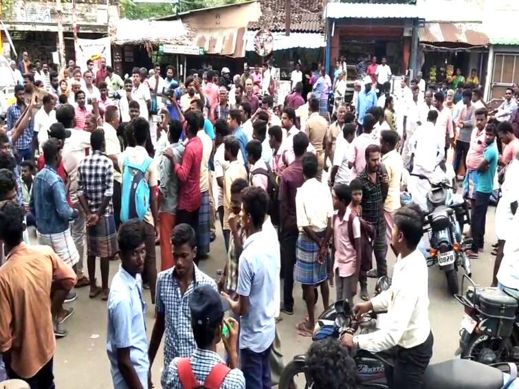 Mayiladuthurai kuthalam temple festival problem road block protest TNN Mayiladuthurai: குத்தாலம் கோயில் திருவிழாவில்  கரகம் தூக்குவது தொடர்பாக இரு தரப்பினர் மோதல்