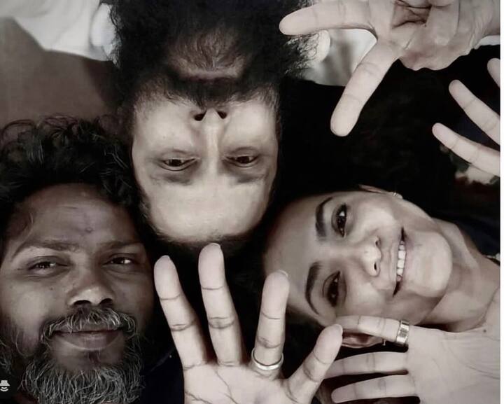 பா.ரஞ்சித், விக்ரம், பார்வதி மேனனின் ப்ளாக் அண்ட் வொயிட் செல்ஃபி