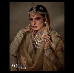 Rekha: 68 ਦੀ ਉਮਰ 'ਚ ਰੇਖਾ ਨੇ ਕਰਾਇਆ ਗਲੈਮਰਸ ਫੋਟੋਸ਼ੂਟ, ਬਾਲੀਵੁੱਡ ਦੀਆਂ ਜਵਾਨ ਅਭਿਨੇਤਰੀਆਂ ਨੂੰ ਦੇ ਰਹੀ ਟੱਕਰ